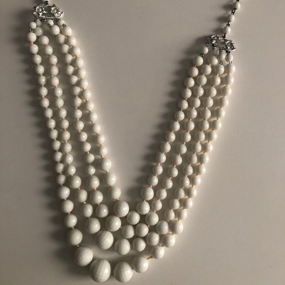 Women's choker necklace 4 strands white beads beaded pretty 14" long - Picture 1 of 4